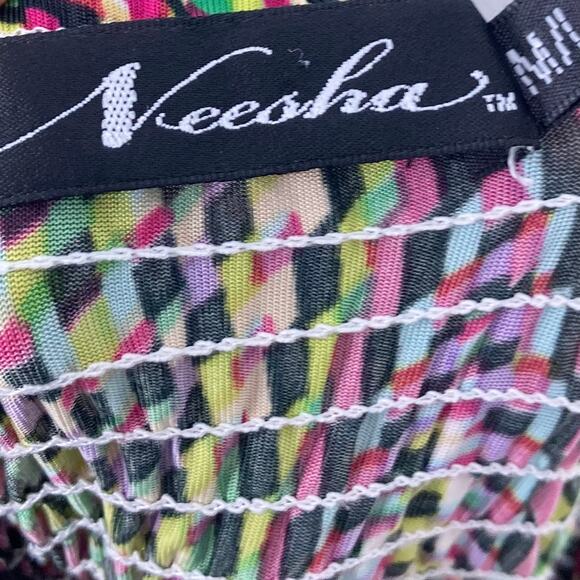 NWOT NEESHA Dress M/L Geo Halter Cross Back Smocked Maxi Stretch Multicolor - Picture 3 of 8